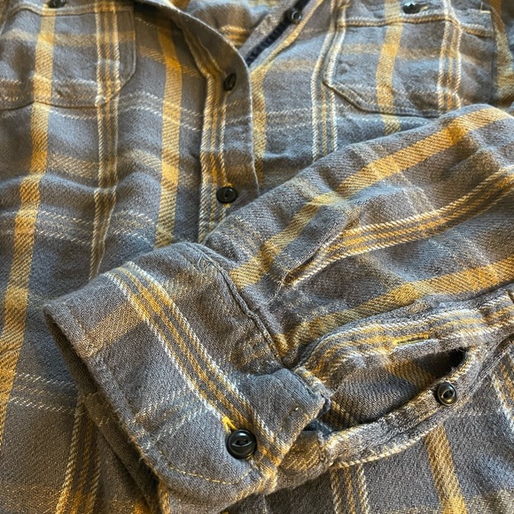 Jach’s Girlfriend mid weight flannel - Picture 4 of 8